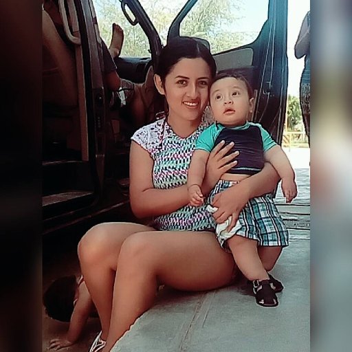 ★Lisset Fernández Vargas★tengO 23 añOz ★ztudiO Psicología★bOnita ★guaPa ★directa★zelOza★rizueÑa ★rezponzaBle ★zEGura  ★diVertida ★ze ke lOgraree lo ke kierO