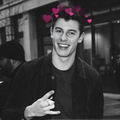 Currently obsessed with an overly polite Canadian boy | 2/6 TW (Nath and Max) | Ariana follows | 7/22/15 rowyso |1/3 of the OG squad