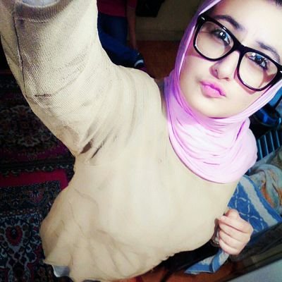 MayadaMostfa's profile picture. ‏You know my name not my life ✋  #تيم_المهلستية