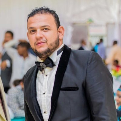 تعيش اللحظه بي فرحه وترجع تاني للحظه وتلاقي حلاتك اتغشيت