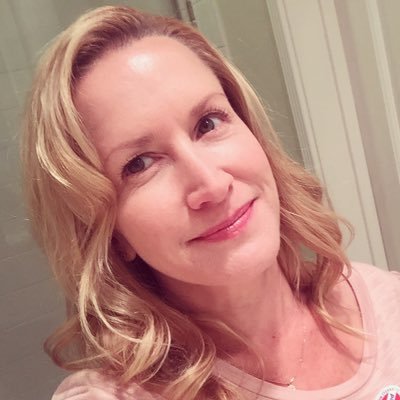 AngelaKinsey Profile Picture