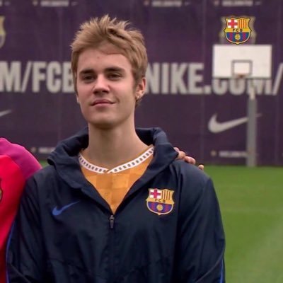 @justinbieber: Sometimes I wonder... What the hell did I have to do with that?? Lol