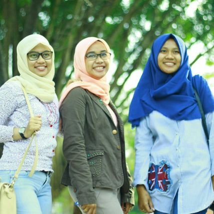 hanya kepadaMU aku memintaa dan memohon.