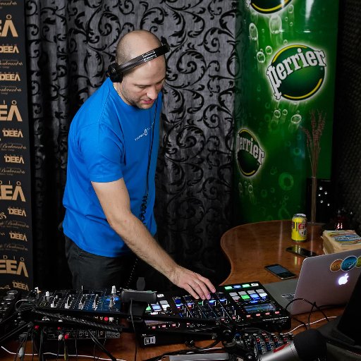 Draganeskool's profile picture. 