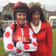 ❤️ NH. Founder of @TeamHeartRacing Horses with Neil Mulholland & Richard Bandey. Buy, race & plan to breed racehorses. One of the photography team at Cheltenham