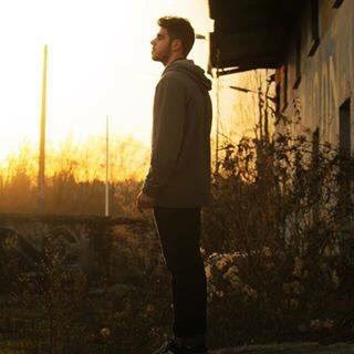 Yasser_Sarsam's profile picture. follow moi et tais-toi