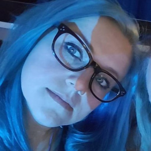 houseofhellphie's profile picture. book nerd, pop culture geek, writer at heart, cog in the machine