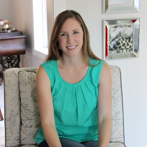 Wife, mom, health and fitness lover, essential oil obsessed, and baker of all things tasty. And I share it all on my blog!