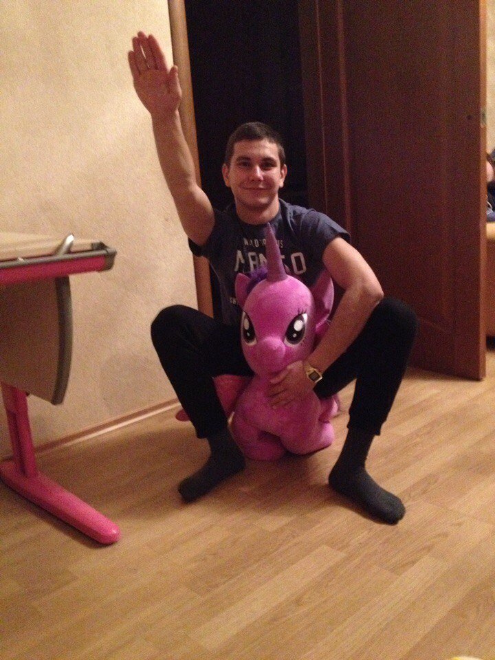 Robok88's profile picture. Любвеобильный в отношениях стабильный