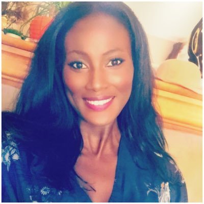 💼 Chef de projet 🏀Ex-basketteuse toujours passionnée ! 👨👩👦👦Wife & Mum of 2 princesses 💕💕.