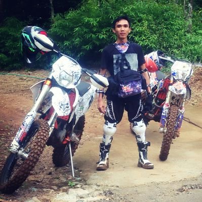 nagasanjaya's profile picture. 1 hati 1 frekuensi..