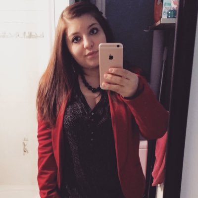 Ju_Sn12's profile picture. L'avenir a le don d'arriver sans prévenir. Le secret du bonheur ne consiste pas à rechercher toujours plus, mais à développer la capacité d'apprécier avec moins