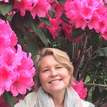 I write, edit, & read (not necessarily in that order). Always up for new adventure, good book, great meal, travel fun & smart conference. Read me at link ā¬ļø