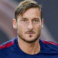 Francesco Totti (@tottipress) 's Twitter Profile