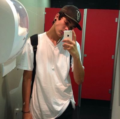 Romeo___rpg's profile picture. 