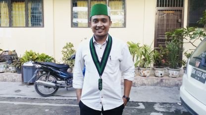 Isnenharahap's profile picture. Sekolah Pascasarjana PWD USU 2015 | Manajemen UNIMED 2010 | HMI Cabang Deli Serdang | BPM-FE UNIMED 11/12 | SEMA-FE UNIMED 12/13 #MUFC - Yakin Usaha Sampai