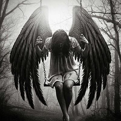 InsomnioVil's profile picture. Adelante, puedes irte... Aquí estaré siempre.