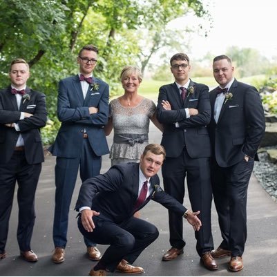 unodostrace6's profile picture. Everything on here is a joke except for the things that aren’t jokes