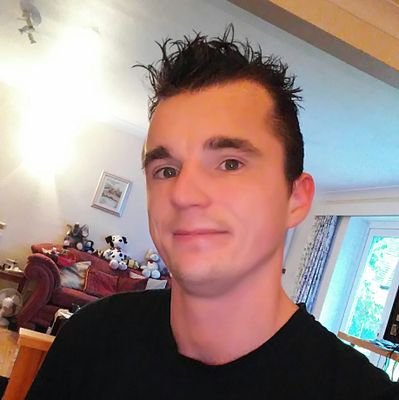 crofty9tn8t7's profile picture. 