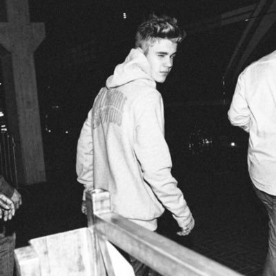 bipolarjason's profile picture. jtema ton postérieur jveux le même en poposter