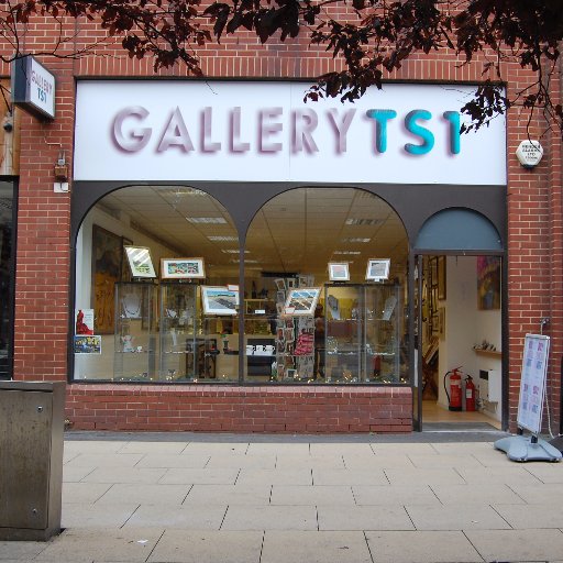 We are an art and craft gallery situated on Corporation Road in Central Middlesbrough. We produce a wide range of art, crafts, photography and sculpture!