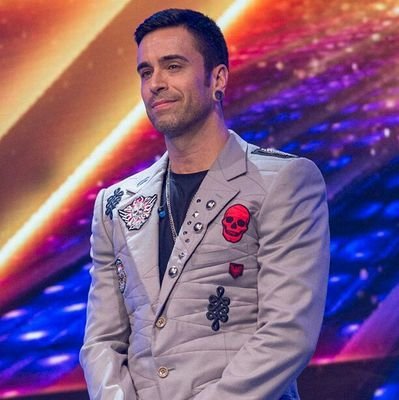 Apenas mais uma fã desse grande talento que é Cristopher Clark ♥