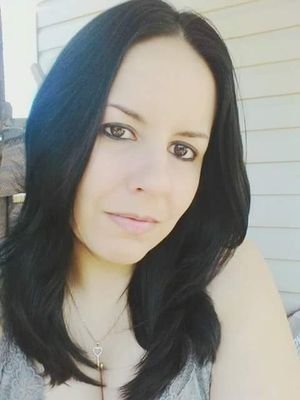 AmyRichter84's profile picture. 