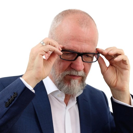 Impressum: https://t.co/2wgm1AIIvv
Wir helfen Dir EINFACH zum Online-Geschäft