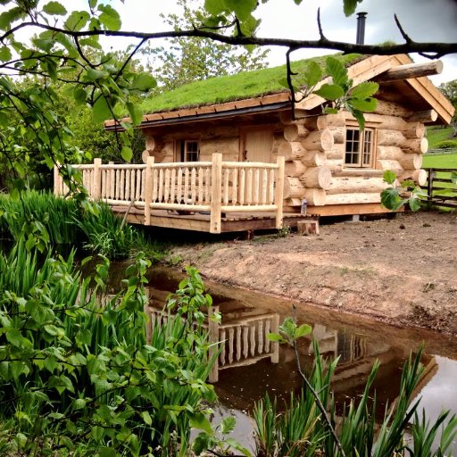 Handcrafted traditional and Post and Beam log homes. Made in Scotland.