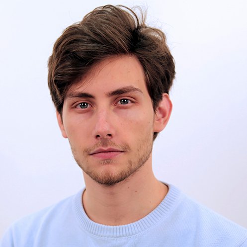 Damien Sharkov