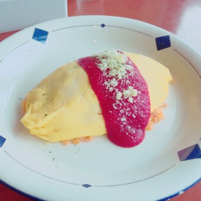 大阪美味しいお店紹介 大阪のお土産といえば 大阪銘菓の リクローおじさんのチーズケーキ でしょ 口の中でとろけるチーズケーキは絶品 T Co Ecgxqm762t