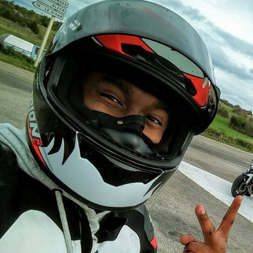 Life Student | Software Developer | Tech Enthusiast | Biker