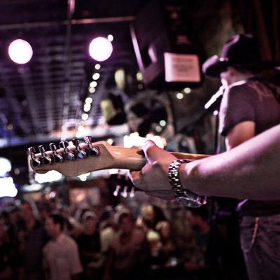 Legendary country dance hall in Central Texas. Come two-step with us!