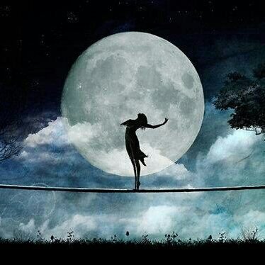 Resultado de imagen para noche de luna llena
