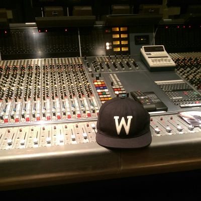 Singer/ Song-writer & Rapper.
https://t.co/eL7TwJNtpQ