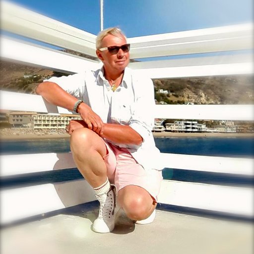 'Intuitive Life Coach, Illustrator and Director of Little Wings Co. My Clients include, BBC, ITV, West End Theatre Groups, Harvey Nichols,
