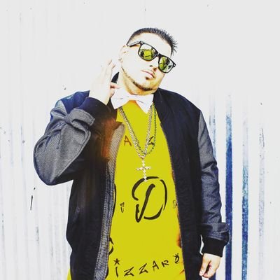 Epix4rmStarz's profile picture. Crazy talented LATIN PDX Rnb ARTIST RoCkN wit one of the futures Hottest groups called STARZ OF DA BIZZARE follow me N us @starzofdabizzar #RadioPlay #worldwide