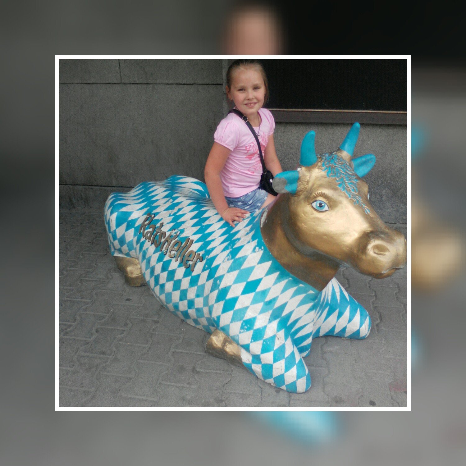 W61uKrPEegMjNzG's profile picture. 