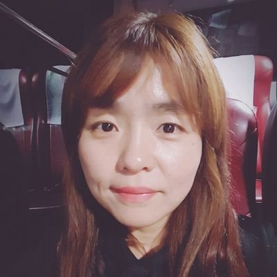 awhitewitch's profile picture. 잘 웃는 사람은 선한 사람이다...모든 것이 감사해 그냥...행복한 나~♡O형/물병자리+2월14일/여행♡