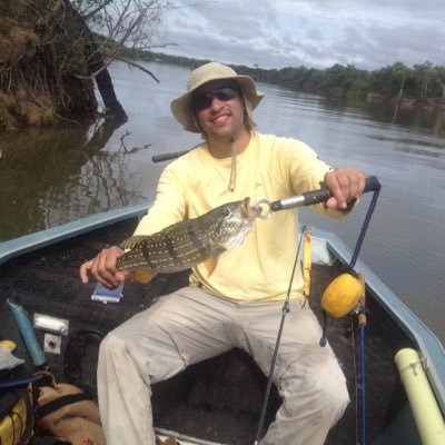 Venezolano, Ing electricista, pescador aficionado y tigrero 100%