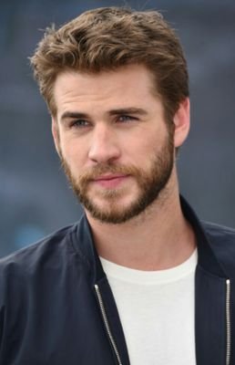 AndrewWdlRPGHP's profile picture. Andrew Woodley 🐯 15 yo 🐯 Gryffondor 🐯 Sang-pur 🐯 Protecteur, Courageux, Sympa
Ouvert 🐯 Patronus: Grizzly 🐯 Animagus: Loup