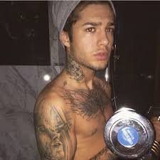 Ro_1909's profile picture. 