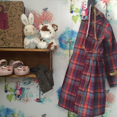 Alice & Hamish specializes in unique toys & gifts and stylish clothing for children. Scranton's first mobile boutique|shop at the Hawley Silk Mill.