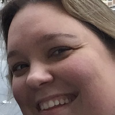 alicia_weber's profile picture. madre, esposa, maestra preocupada por el mundo que nos rodea