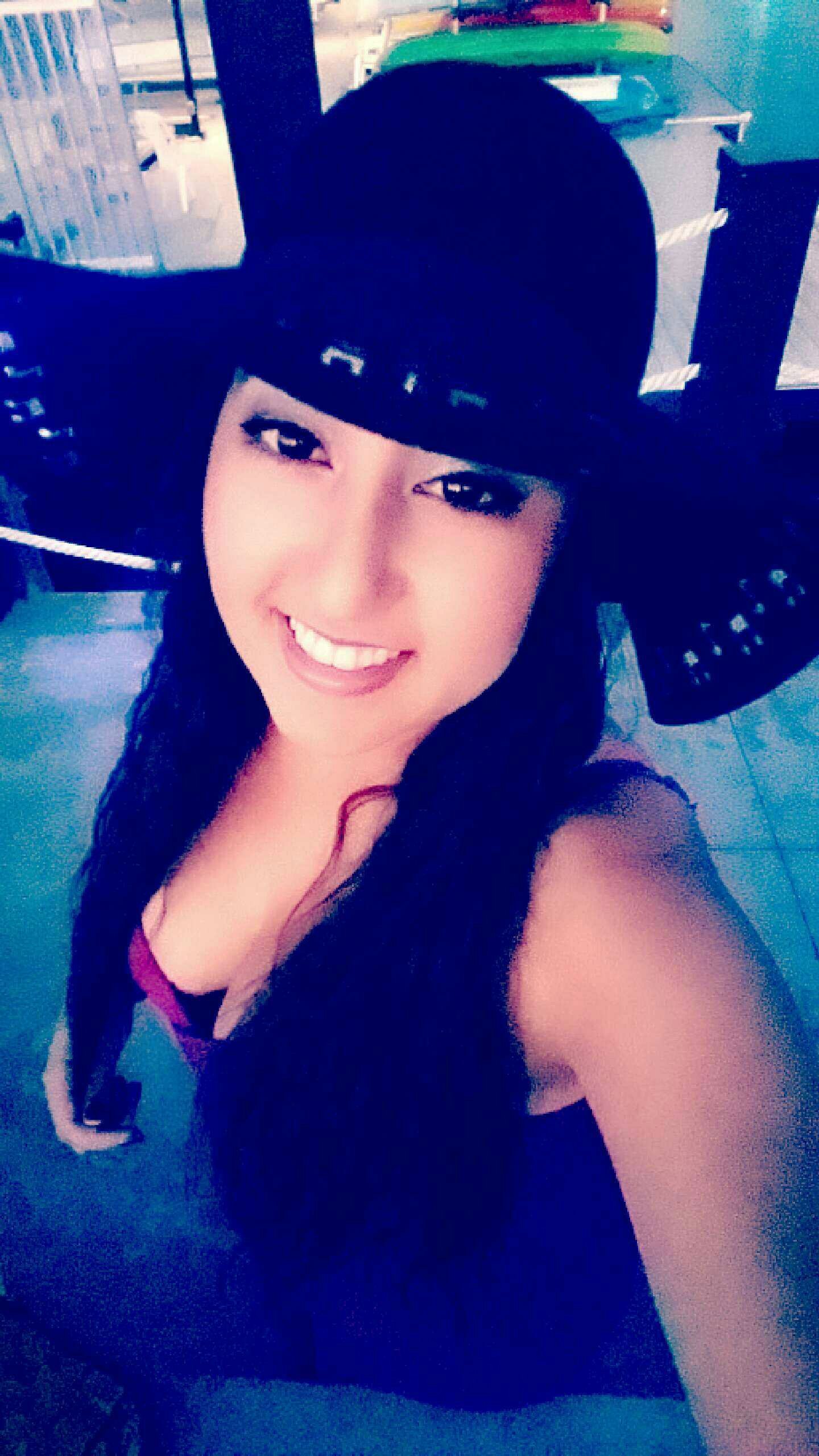 rachel_liliana3's profile picture. 26 years old, Virgo, super in love! Living life to the fullest and loving friends and family while doing it. :)