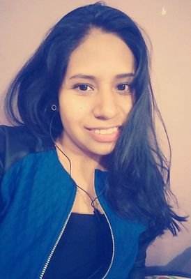 LizetdKaren's profile picture. 😝