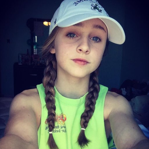 my favorite artist is johnny orlando and my favorite food is johnny orlando food and im school in K12 Free Online Public Schools in Washington and i love u jo