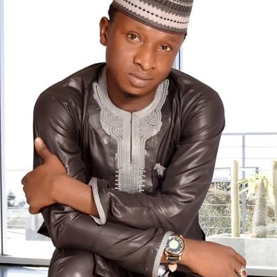 sarkilawasu's profile picture. Live in Zee town