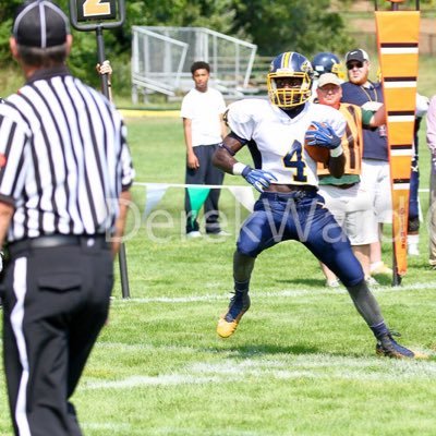 Hopes & Dreams💫👦🏿🔮 #CMIYC RB/CB 6'0 190 c/o 17' InLoveOfTheGame Sc: inmarcus_wetrust 👻👻 | EaglesNest 🏈🏃🏿💨