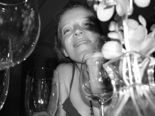 Mom/Wife/Friend/Businesswoman/French/American/Free